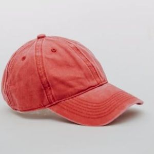 RED BASEBALL CAP
